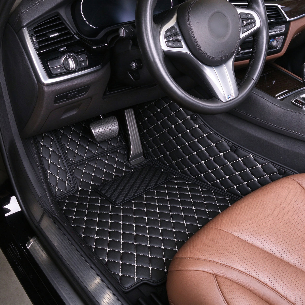DIAMOND CAR FLOOR MATS – SINGLE LAYER, CUSTOM-FIT ALL-WEATHER