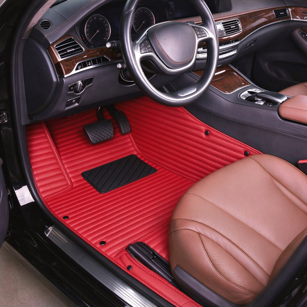 STRIPED CAR FLOOR MATS – SINGLE LAYER, CUSTOM-FIT ALL-WEATHER