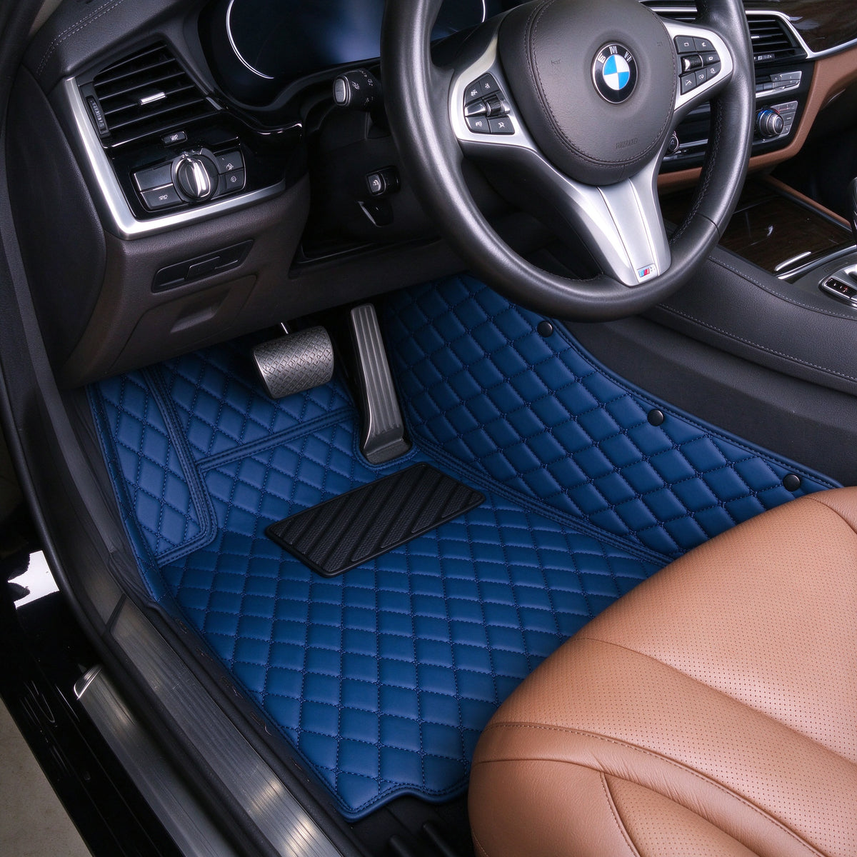 DIAMOND CAR FLOOR MATS – SINGLE LAYER, CUSTOM-FIT ALL-WEATHER