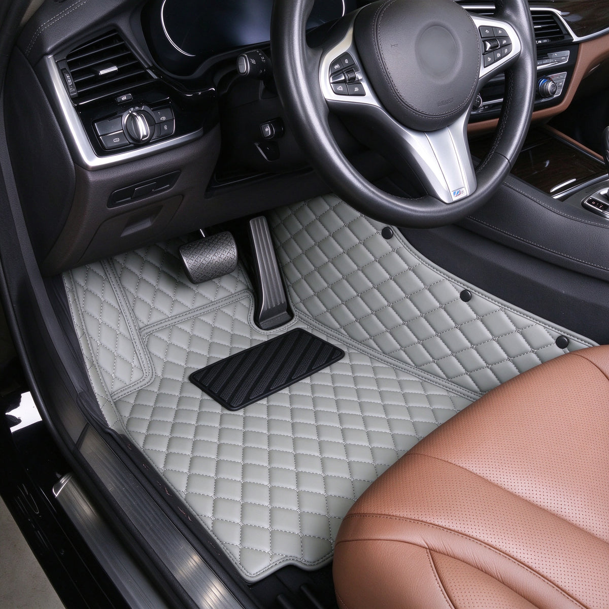 DIAMOND CAR FLOOR MATS – SINGLE LAYER, CUSTOM-FIT ALL-WEATHER