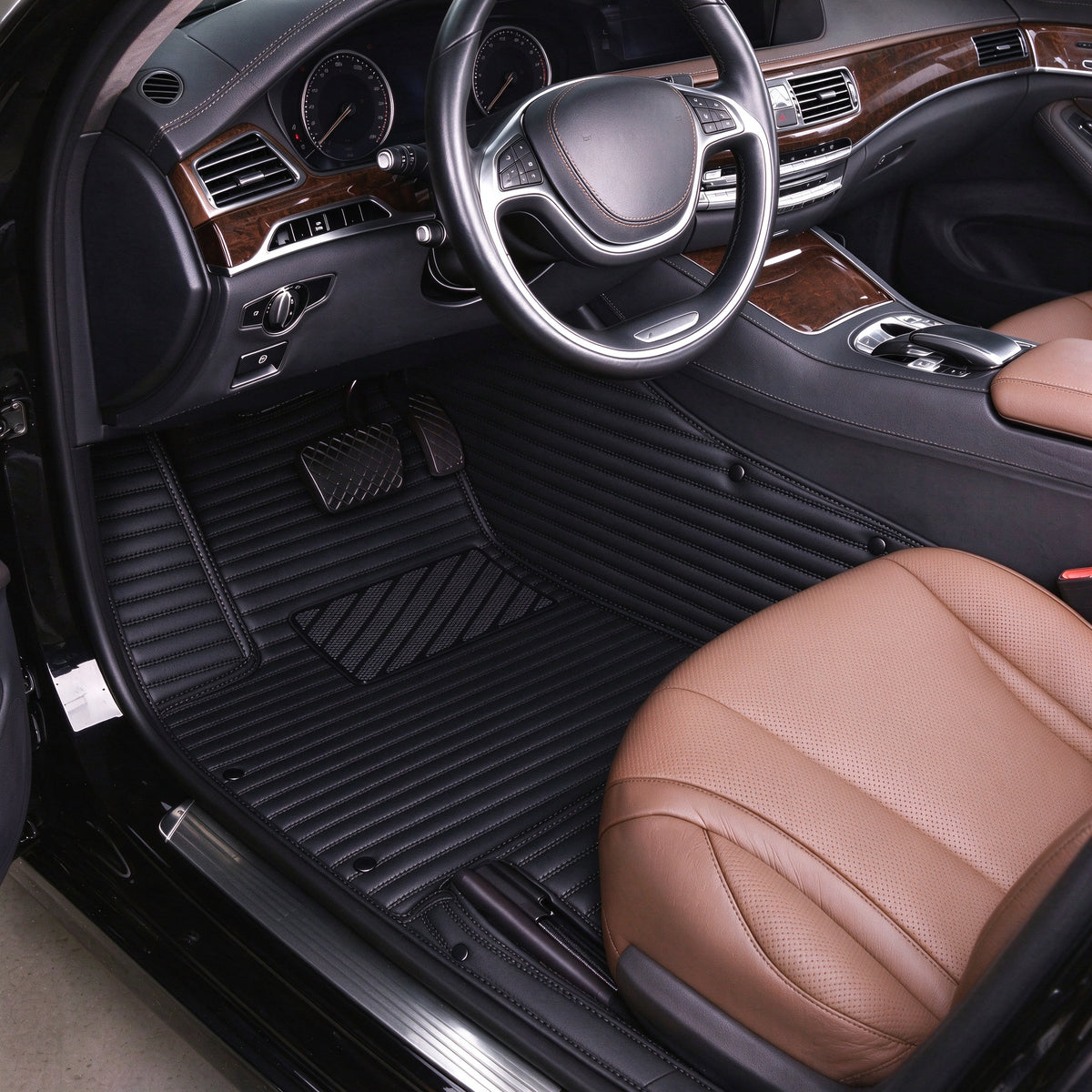 STRIPED CAR FLOOR MATS – SINGLE LAYER, CUSTOM-FIT ALL-WEATHER
